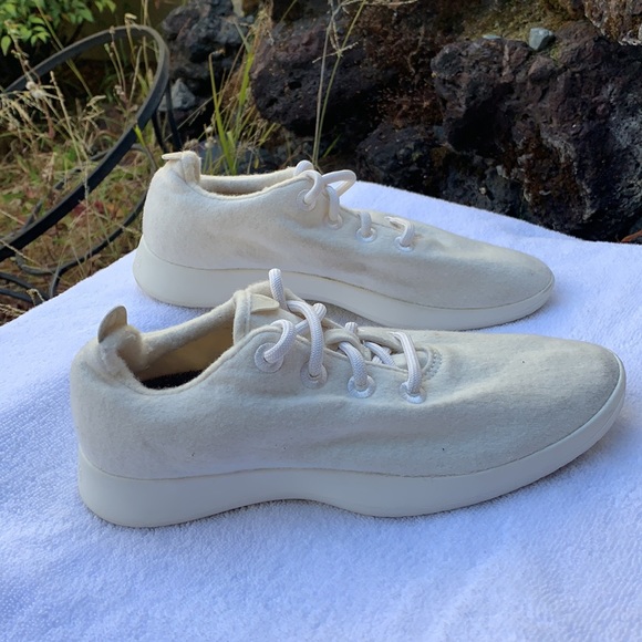 Allbirds | Natural White Wool Runners Women’s 9 - Picture 8 of 15